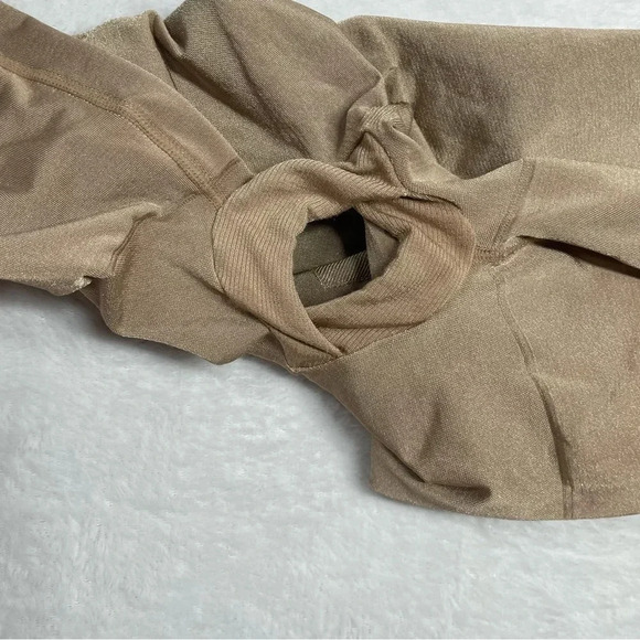 Spanx Focused Firmer High Rise Mid Thigh Shaper Shorts - Picture 4 of 5